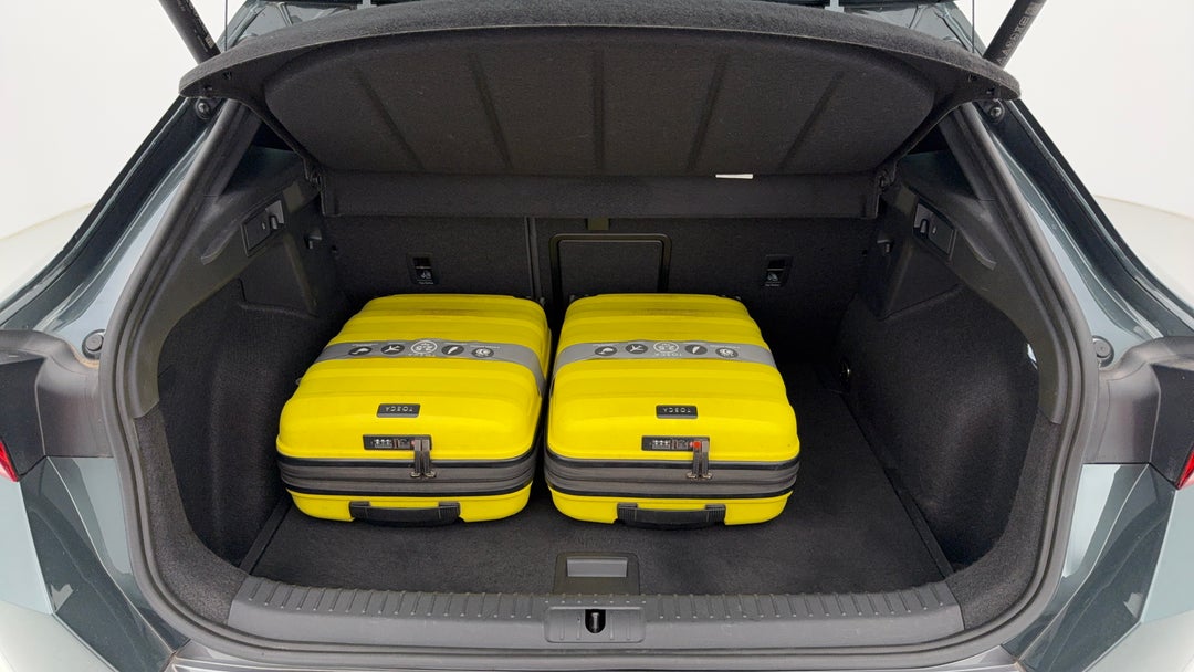 2022 Cupra Formentor Vzx, Automatic, 21094 km, Boot Inside View with Luggage