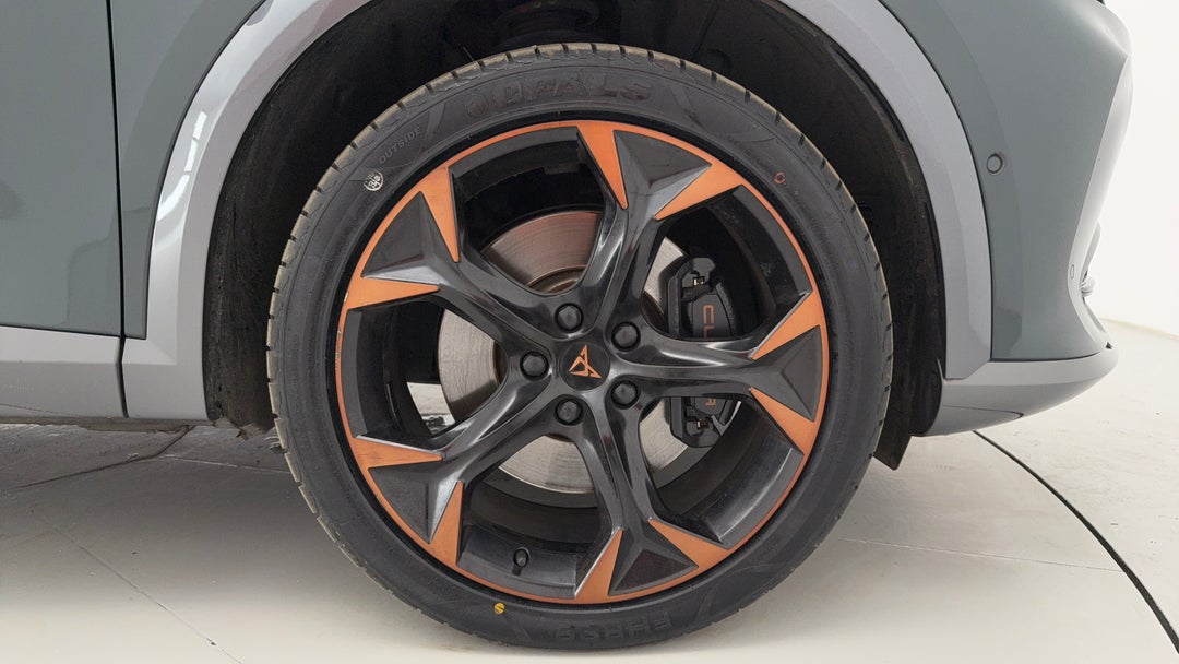 2022 Cupra Formentor Vzx, Automatic, 21094 km, Right Front Wheel