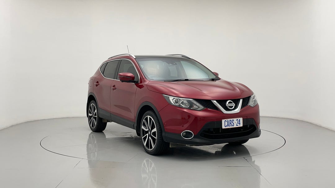 2017 Nissan Qashqai Ti, Automatic, 109056 km, Right Front Diagonal (45- Degree) View