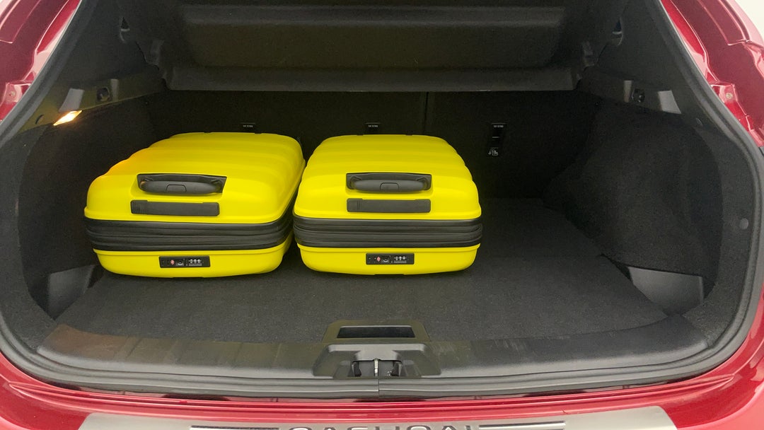 2017 Nissan Qashqai Ti, Automatic, 109056 km, Boot Inside View with Luggage