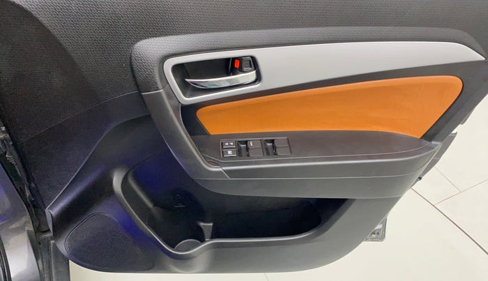 2020 Toyota URBAN CRUISER PREMIUM GRADE AT, Petrol, Automatic, 19,499 km, Driver Side Door Panels Control