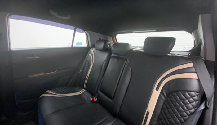 2016 Hyundai Creta 1.6 SX PLUS AUTO PETROL, Petrol, Automatic, 52,199 km, Right Side Rear Door Cabin