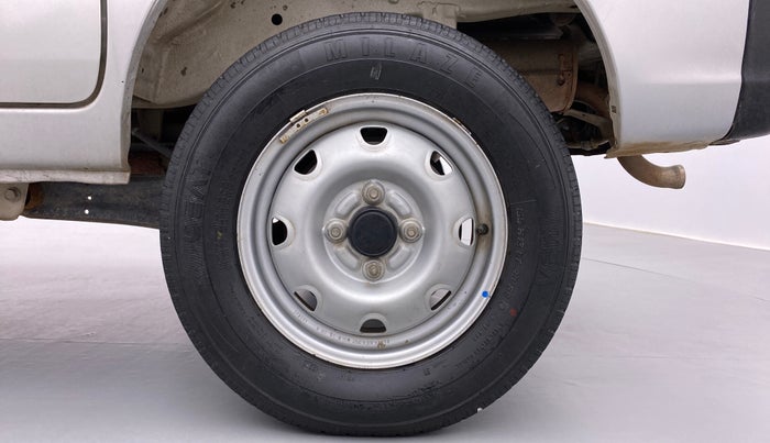 2018 Maruti Eeco 5 STR WITH AC PLUSHTR, Petrol, Manual, 26,314 km, Left Rear Wheel