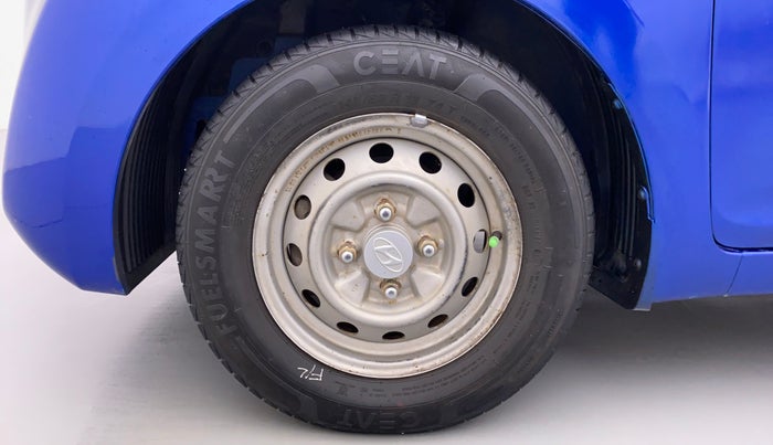 2014 Hyundai Eon ERA PLUS, Petrol, Manual, 59,945 km, Left Front Wheel