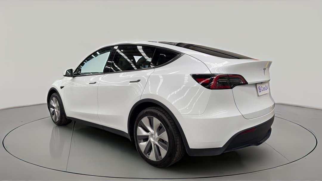 2022 Tesla Model Y Rear-wheel Drive, Automatic, 44794 km, Left Back Diagonal (45- Degree) View