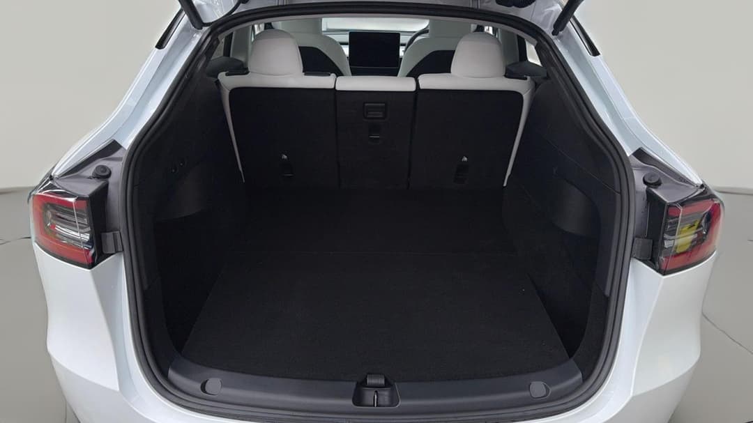 2022 Tesla Model Y Rear-wheel Drive, Automatic, 44794 km, Boot Inside View