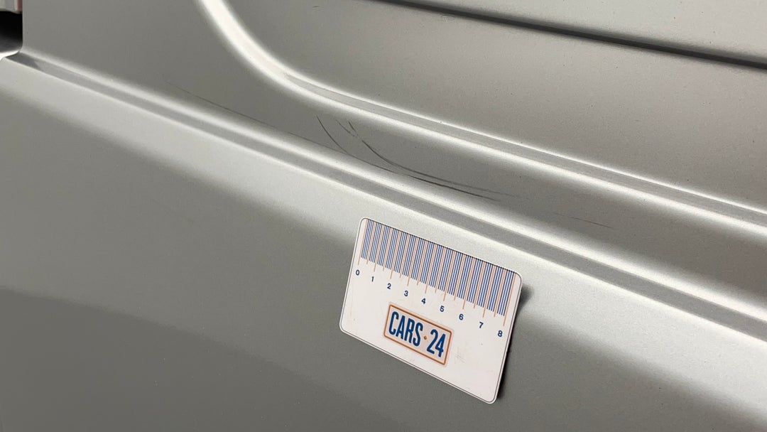 Doors Rear RHS Scratch