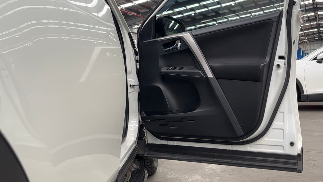 2016 Toyota RAV4 Gxl (2WD), Automatic, 110794 km, Speaker View