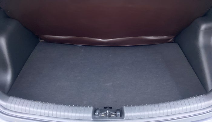 2019 Hyundai Grand i10 SPORTZ 1.2 KAPPA VTVT, Petrol, Manual, 27,467 km, Boot Inside