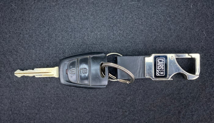 2019 Hyundai Grand i10 SPORTZ 1.2 KAPPA VTVT, Petrol, Manual, 27,467 km, Key Close Up