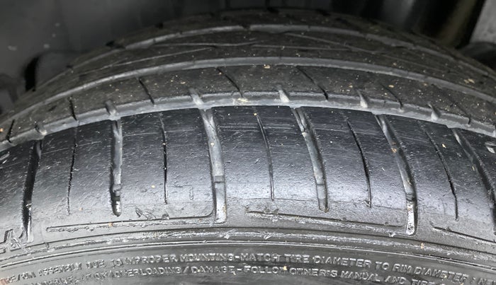 2018 Maruti Swift VDI AMT, Diesel, Automatic, 42,014 km, Left Rear Tyre Tread