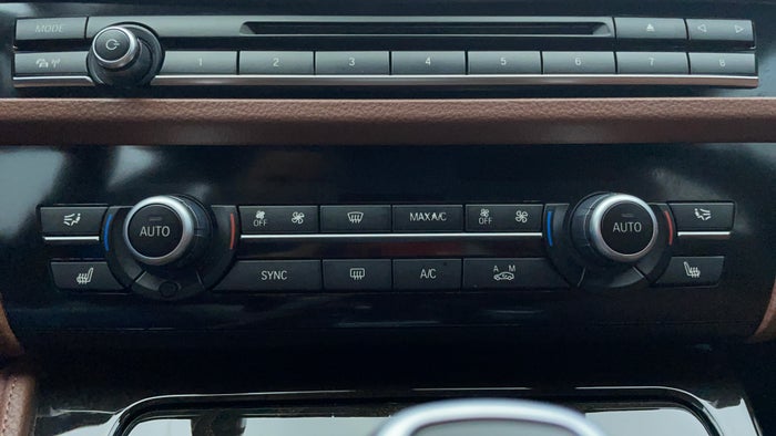 BMW 5 Series-Automatic Climate Control