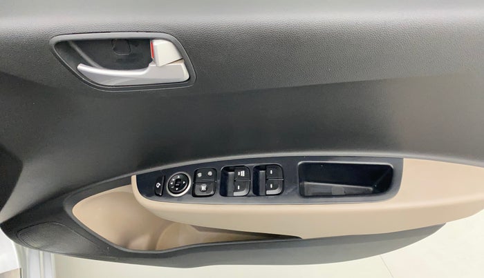 2018 Hyundai Grand i10 SPORTZ 1.2 KAPPA VTVT, Petrol, Manual, 48,907 km, Driver Side Door Panels Control