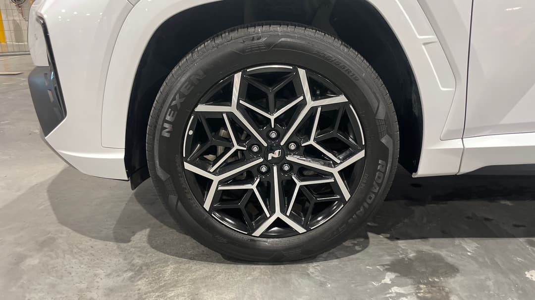 2023 Hyundai Tucson Highlander N Line (FWD), Automatic, 37808 km, Left Front Wheel