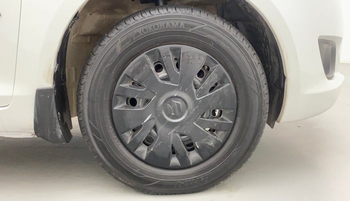 2013 Maruti Swift VDI, Diesel, Manual, 1,34,126 km, Right Front Wheel