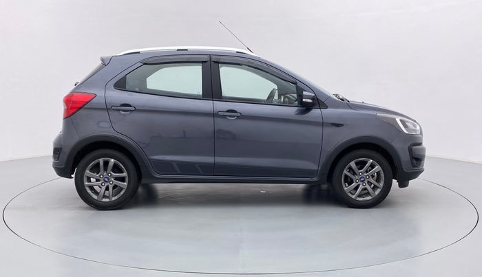 2018 Ford FREESTYLE TITANIUM + 1.2 TI-VCT, Petrol, Manual, 6,730 km, Right Side View