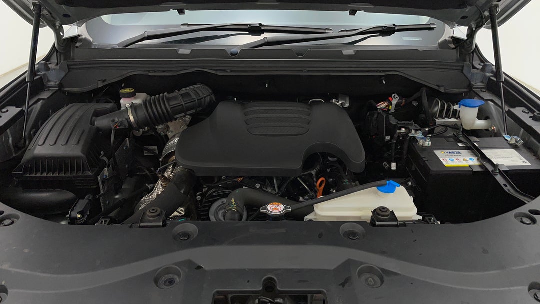 Open Bonnet (Engine)