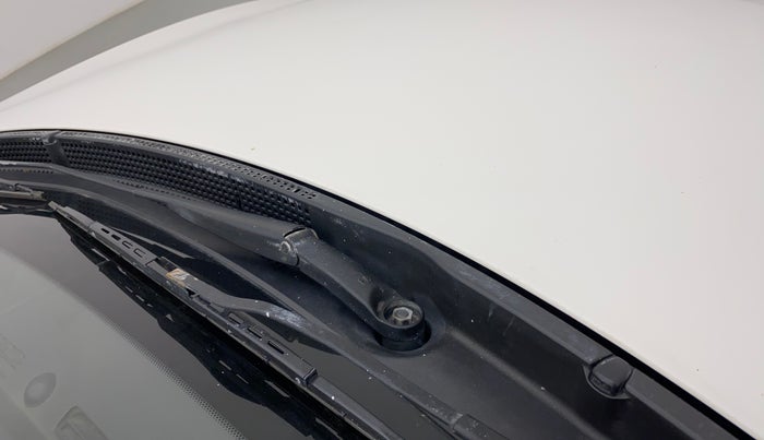 2013 Hyundai i20 SPORTZ 1.2, CNG, Manual, 96,121 km, Front windshield - Wiper nozzle not functional
