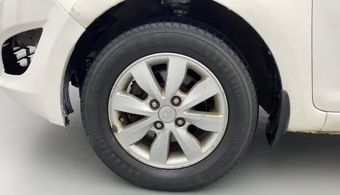 2013 Hyundai i20 SPORTZ 1.2, CNG, Manual, 96,121 km, Left Front Wheel