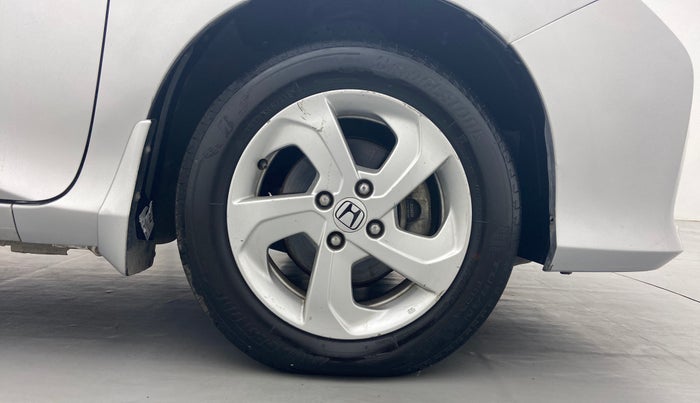 2014 Honda City V MT PETROL, Petrol, Manual, 88,412 km, Right Front Wheel
