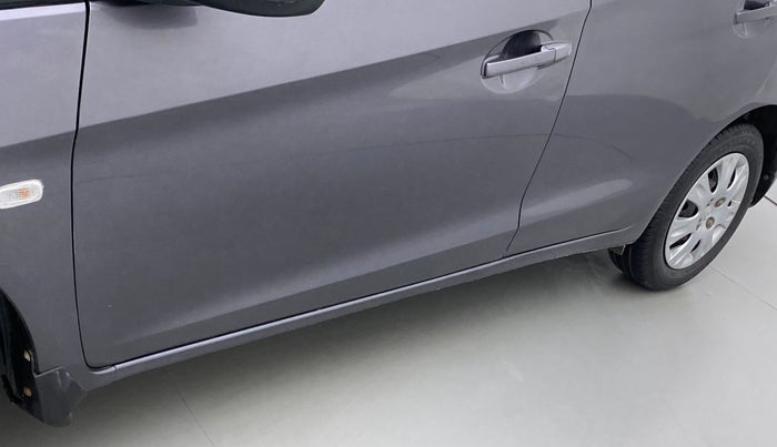 2017 Honda Amaze 1.2 S (O) MT I VTEC, Petrol, Manual, 25,256 km, Front passenger door - Slightly dented