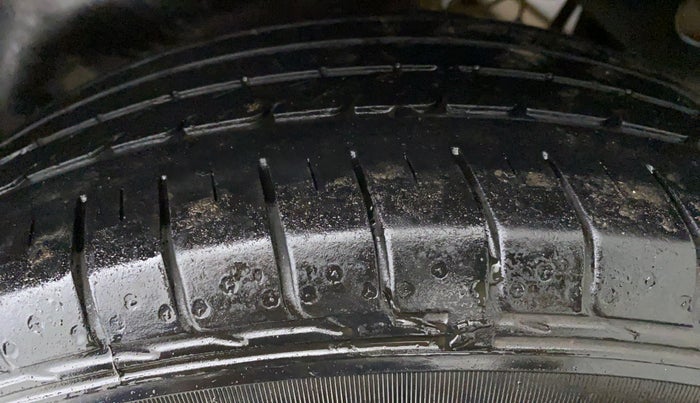 2020 KIA SELTOS HTK PLUS 1.5 DIESEL, Diesel, Manual, 26,231 km, Left Rear Tyre Tread