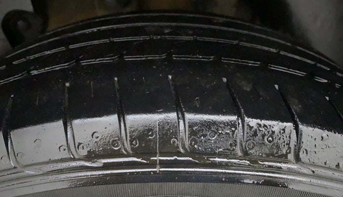 2020 KIA SELTOS HTK PLUS 1.5 DIESEL, Diesel, Manual, 26,231 km, Right Front Tyre Tread