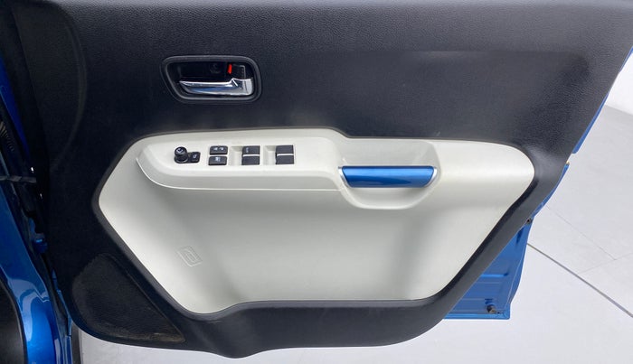 2017 Maruti IGNIS ZETA 1.2 K12, Petrol, Manual, 29,188 km, Driver Side Door Panels Control