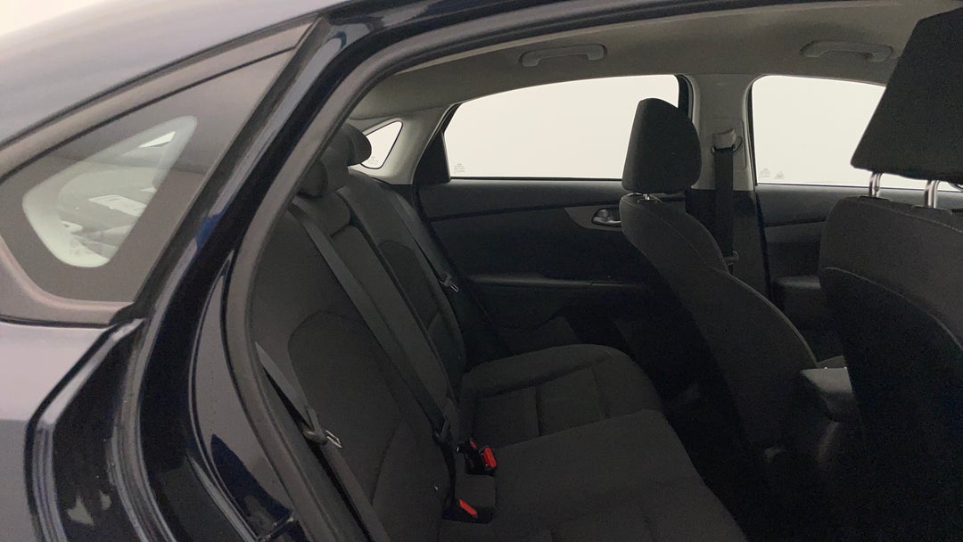 2019 Kia Cerato S, Automatic, 88863 km, Right Side Rear Door Cabin View