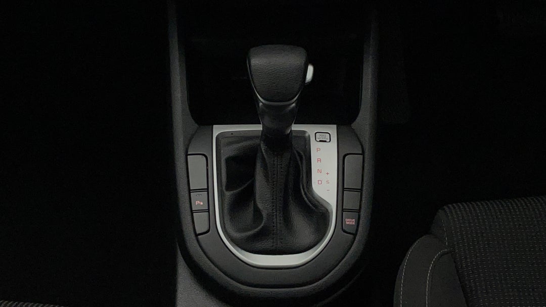 2019 Kia Cerato S, Automatic, 88863 km, Gear Lever 