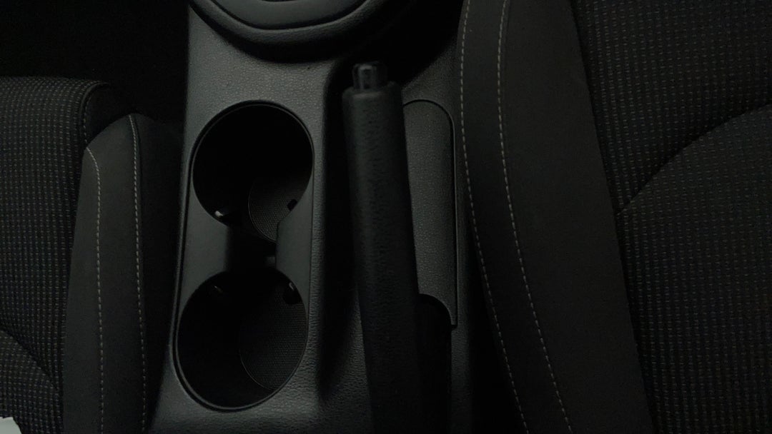 2019 Kia Cerato S, Automatic, 88863 km, Handbrake