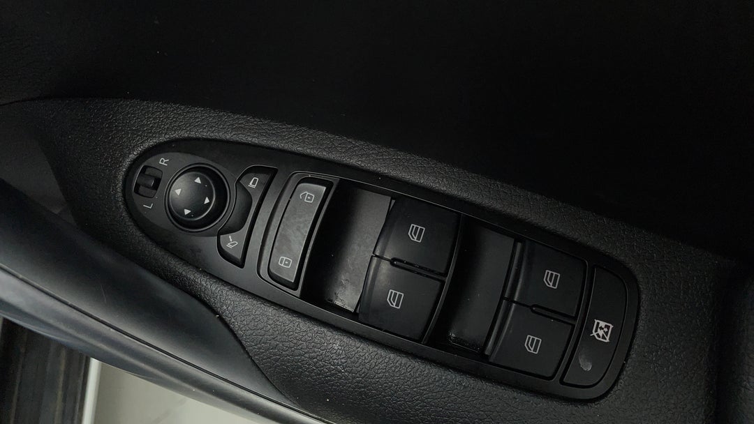 2018 Mercedes-benz X 250d Power (4matic), Automatic, 111074 km, Drivers Side Door Panel Controls