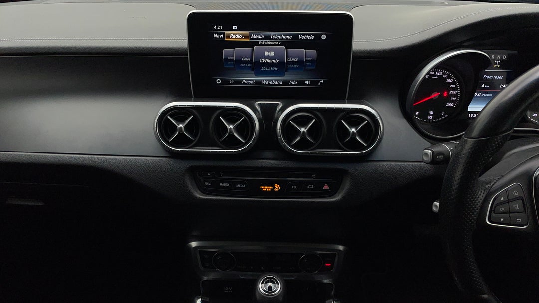 2018 Mercedes-benz X 250d Power (4matic), Automatic, 111074 km, Center Console