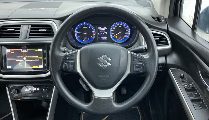 2016 Maruti S Cross ZETA 1.3, Diesel, Manual, 87,446 km, Steering Wheel Close Up