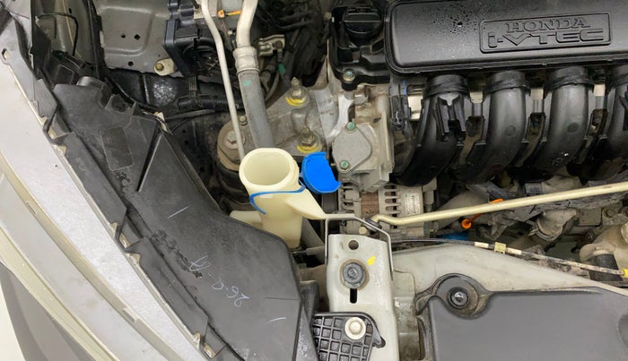 2017 Honda WR-V 1.2L I-VTEC VX MT, Petrol, Manual, 26,623 km, Front windshield - Wiper bottle cap missing