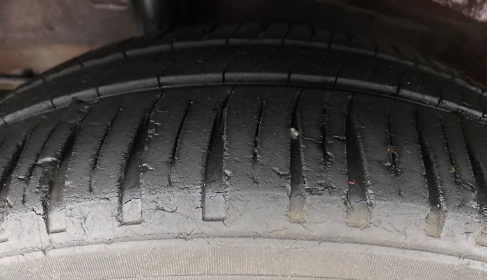 2018 Honda City V MT PETROL, Petrol, Manual, 41,675 km, Right Rear Tyre Tread