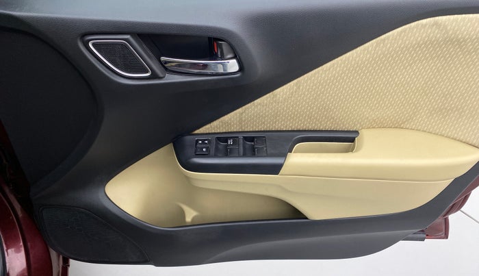 2018 Honda City V MT PETROL, Petrol, Manual, 41,675 km, Driver Side Door Panels Control