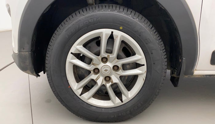 2019 Renault TRIBER RXT, Petrol, Manual, 50,825 km, Left Front Wheel