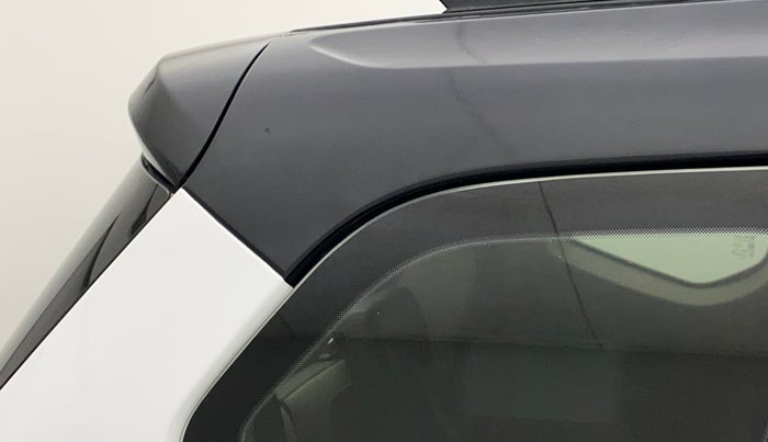 2019 Renault TRIBER RXT, Petrol, Manual, 50,825 km, Right quarter panel - Graphic sticker