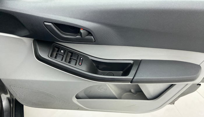 2021 Tata Tiago XZ 1.2 REVOTRON, Petrol, Manual, 16,789 km, Driver Side Door Panels Control