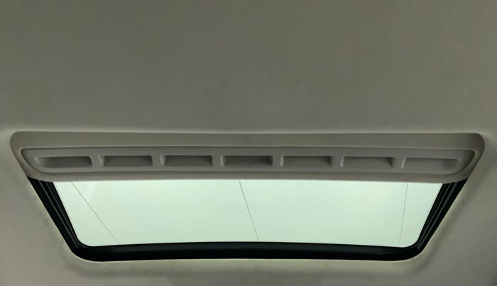 2022 Tata NEXON XZA PLUS (O) DIESEL, Diesel, Automatic, 26,263 km, Moonroof/ Sunroof