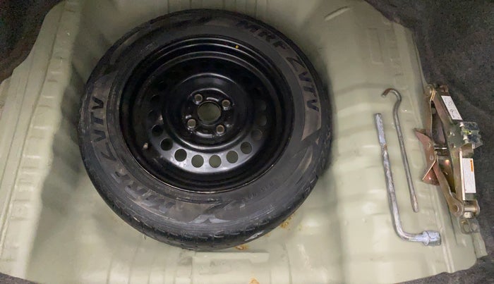 2011 Honda City V MT PETROL, Petrol, Manual, 1,49,455 km, Spare Tyre
