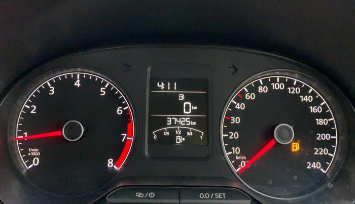 2014 Volkswagen Polo HIGHLINE1.2L PETROL, Petrol, Manual, 37,425 km, Odometer Image