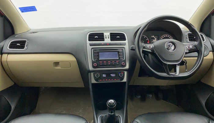 2014 Volkswagen Polo HIGHLINE1.2L PETROL, Petrol, Manual, 37,425 km, Dashboard