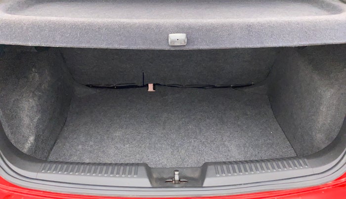 2014 Volkswagen Polo HIGHLINE1.2L PETROL, Petrol, Manual, 37,425 km, Boot Inside