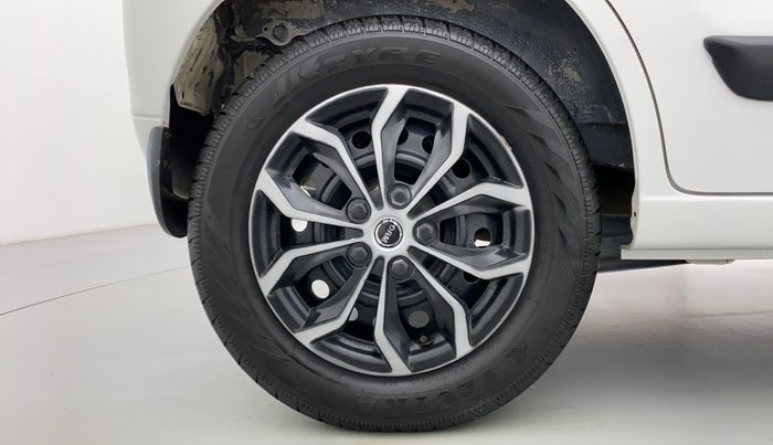 2017 Maruti Wagon R 1.0 VXI, Petrol, Manual, Right Rear Wheel