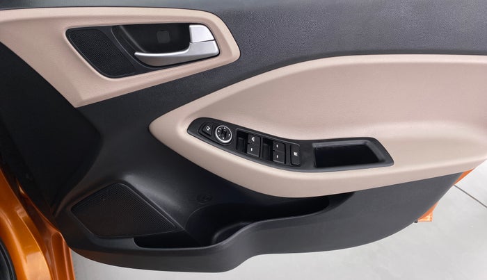 2019 Hyundai Elite i20 ASTA 1.2 (O), Petrol, Manual, 22,319 km, Driver Side Door Panels Control
