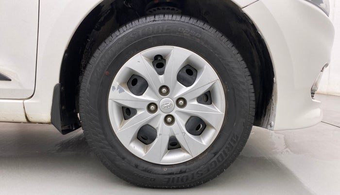 2016 Hyundai Elite i20 SPORTZ 1.2, Petrol, Manual, 74,062 km, Right Front Wheel