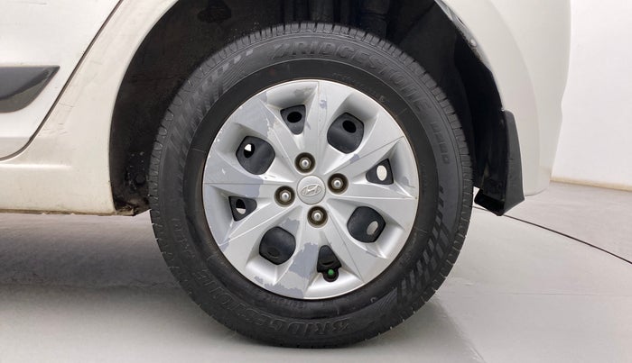 2016 Hyundai Elite i20 SPORTZ 1.2, Petrol, Manual, 74,062 km, Left Rear Wheel