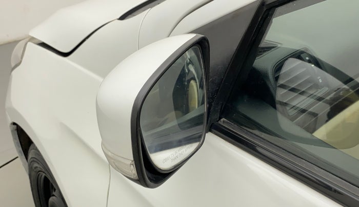 2015 Maruti Ciaz VXI, Petrol, Manual, 85,944 km, Left rear-view mirror - Mirror motor not working